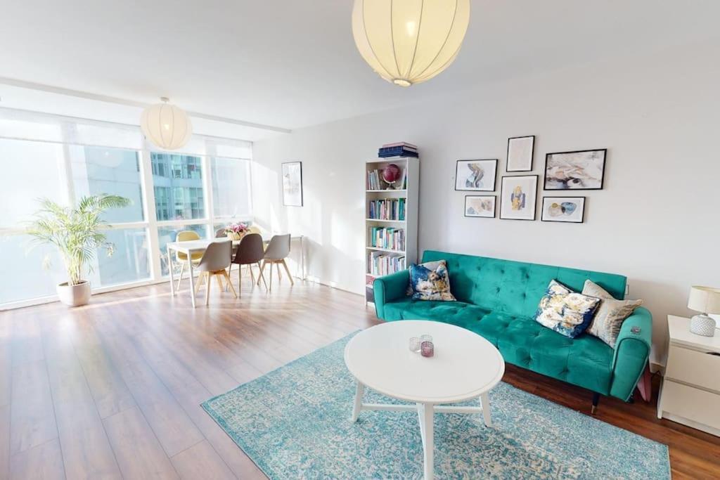 Centrally Located, Comfy 2-Bed 2-Bath Apt Dublin Exteriér fotografie